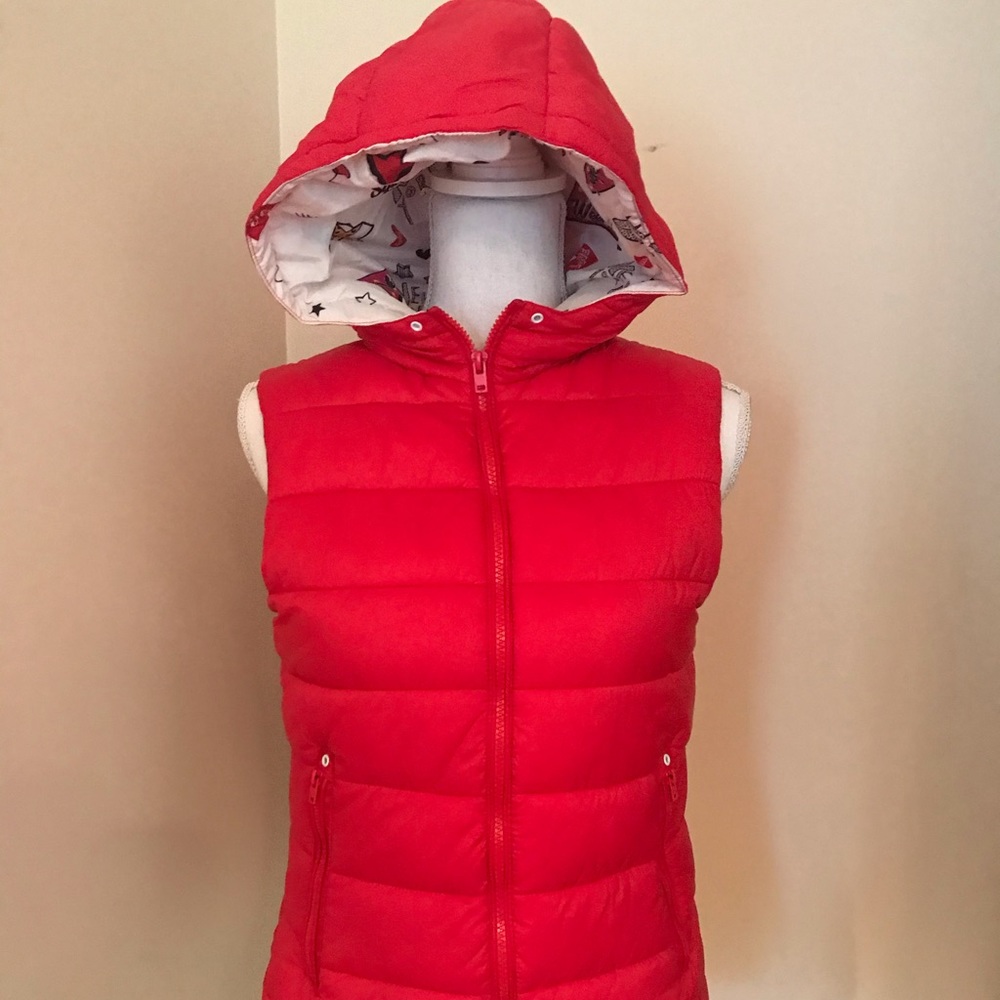 NWOT ZARA girls puffer vest